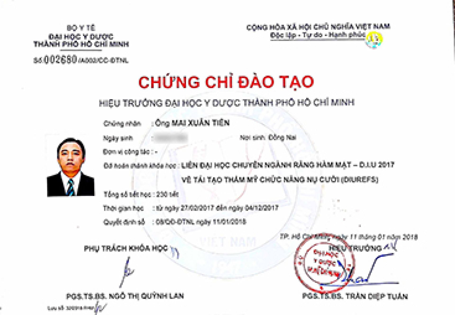 Nha khoa Đức Nhân - Bằng cấp và chứng chỉ của Bác sĩ Xuân tiên 01